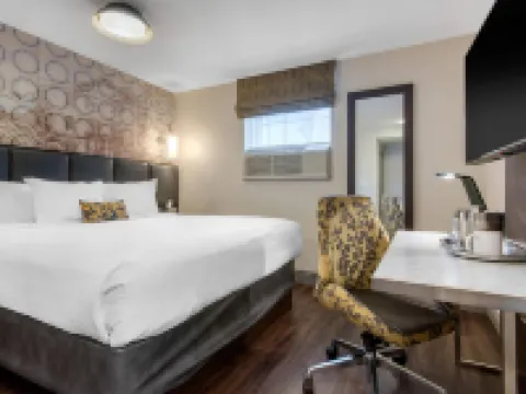 The Champlain Waterfront Hotel Ascend Hotel Collection Hotels in Orillia