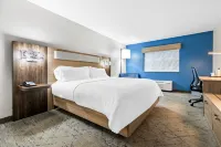 Holiday Inn Express & Suites Florence Northeast