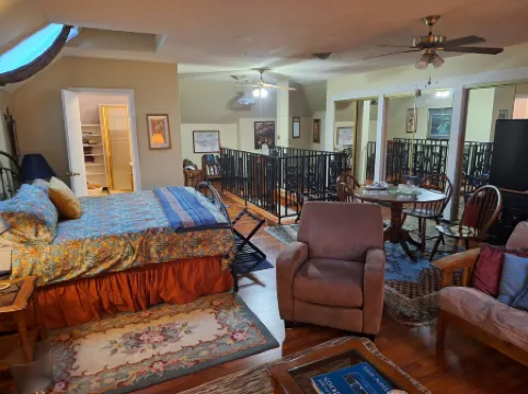 Home Sweet Home Bed & Breakfast