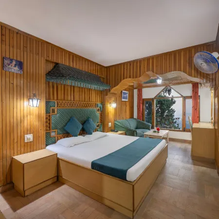 Brightland Hotel Near Mall Road