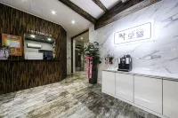 Gwangju Yangdong Jjak