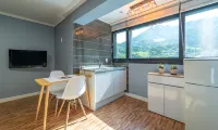 Geoje Island Harmony Pension โรงแรมใกล้หน้าผาซินซอนแด
