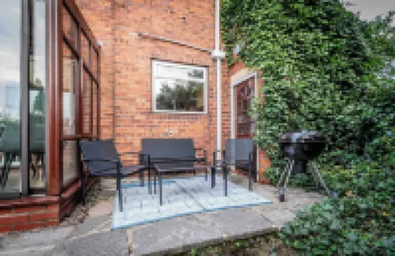 Cosy Home in Stoke on Trent