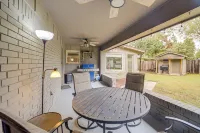 Tulsa Area Home w/ Sunroom: Near Parks & River! - Homestays