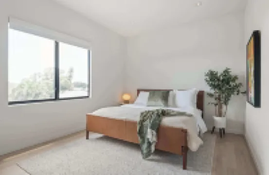 Lux Penthouse 4-story Stunner Rooftop Views