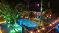 Bangalô House - Praia do Rosa SC - Swimmingpools
