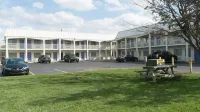 Motel 6 Lafayette, IN - parking