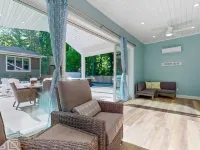 Premier Estate-9 Bedrooms-Pool House, Pool, Hot Tub, Movie Theater, 3 Game Rooms Hotels in Casco Township