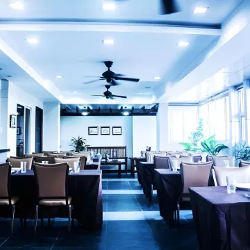 The Studio 18 Residences