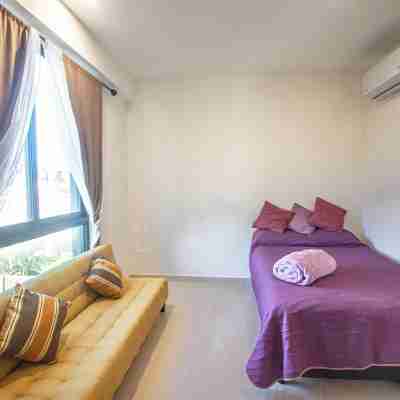 Makeva Condos, Near Malecon Rooms