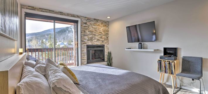 Walk to Main St Frisco! Modern Unit 7 Mi to Slopes Hotels in Frisco
