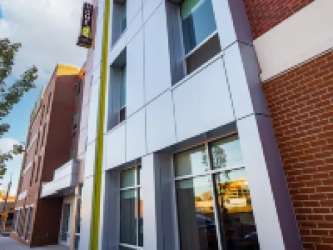 Home2 Suites by Hilton Memphis Downtown Hotels near National Civil Rights Museum