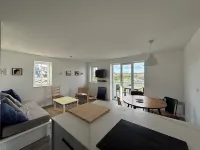 Duplex for 4 overlooking the port of Crouesty