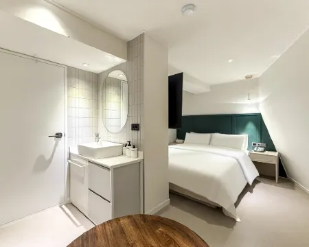 Sinchon APL Hotel โรงแรมในโซล