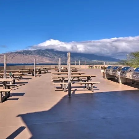 Beachfront Kihei Sanctuary w/ Lanai & Ocean Views!