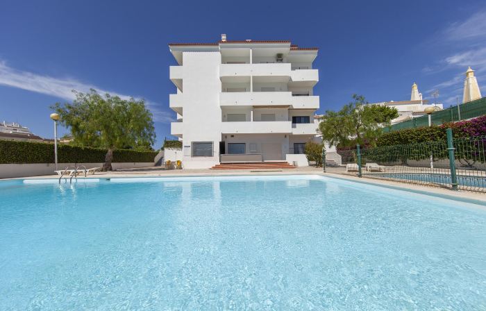 B93 - Miralvor 2 Bed Apartment in Alvor