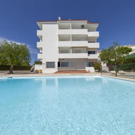 B93 - Miralvor 2 Bed Apartment in Alvor