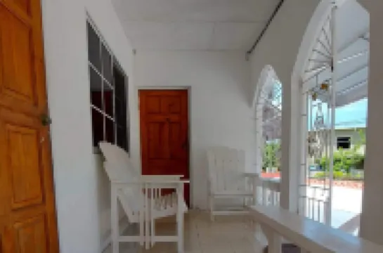 House - Sleeps 2 - Parking - Patio Hotels in Morant Bay