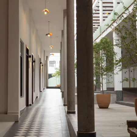Aura Hotel Hotele w: Uruapan del Progreso