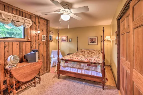 Serene Lodi Escape w/ Deck: Boat, Hike & Sip! - Pet-friendly