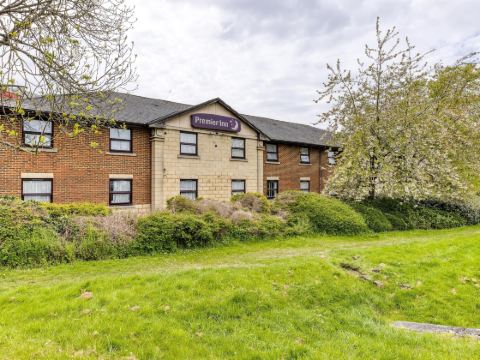 Premier Inn Bracknell Central