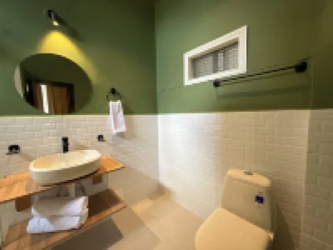 本地佩尼翁民宿酒店