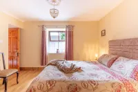 Cosy Farm Cottage on the Ring of Kerry