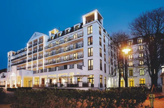 烏普斯塔爾斯博姆庫隆斯博恩 屈隆斯博恩住宿飯店