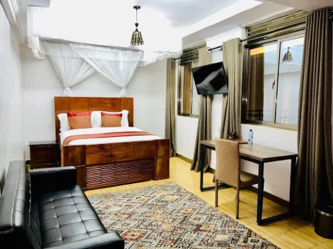 루이즈 심바 호텔 엠부