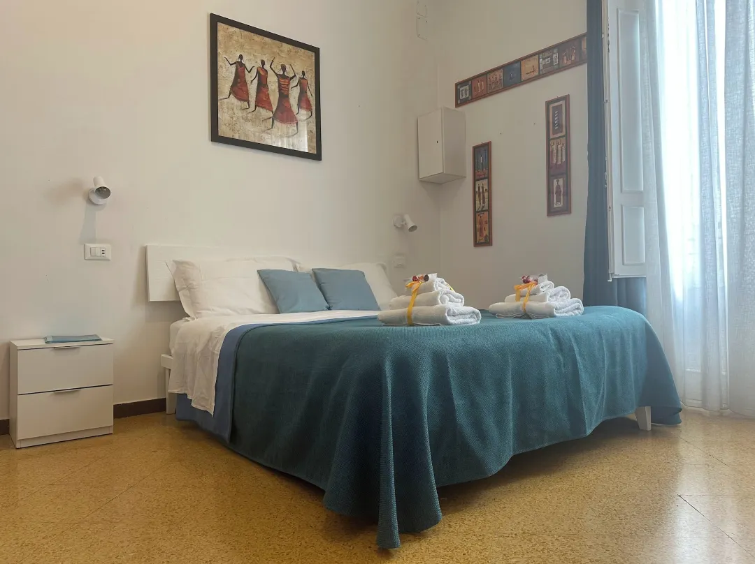 Yooroom - Palermo, Italy