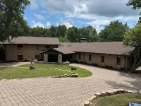 7 Br Lake Barkley Estate - Perfect for Family Gatherings, Reunions & Retreats