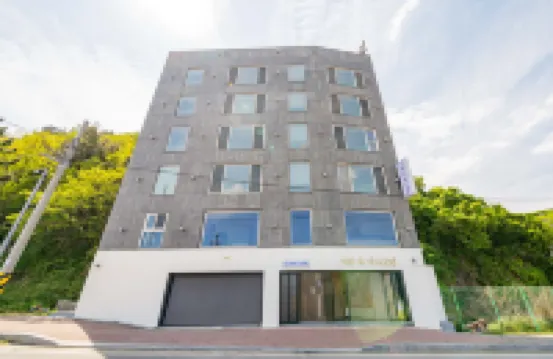 Donghae Hotel Bada マンサンビーチ周辺のホテル