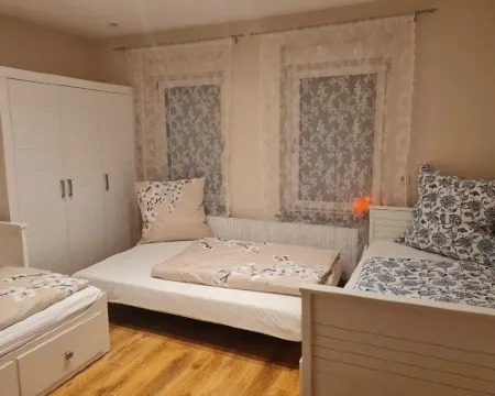 Charmante 2-zimmer-wohnung Hoteles en Siegen