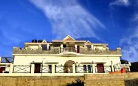 B's Hive Guest House