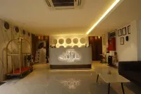 The Hoften Lotus Court, Noida