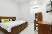 Urbanview Hotel Syariah at Glory Guest House Kota Baru