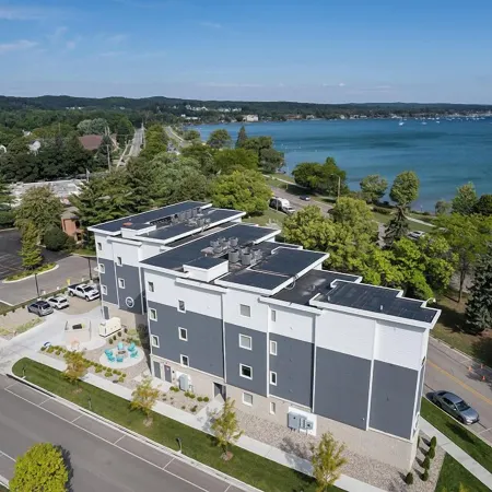 539 Bay Street - Luxury Downtown Residences Steps from the Beach and Festivals