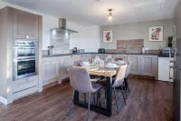 The Beacon - 3 Bedroom Cottage - Ludchurch