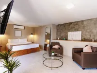 Cardedeu Express Hotel Hotels near Museum of Art of El Salvador