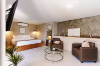 Cardedeu Express Hotel - parking