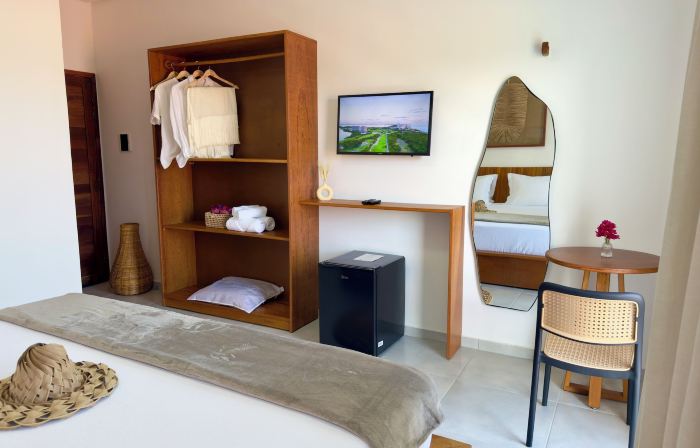 Yahweh Hotel