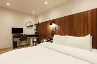 Seongnam Hotel Com - 2-Star