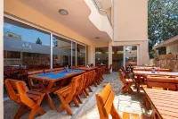 Apart-Hotel Saraj - petit déjeuner