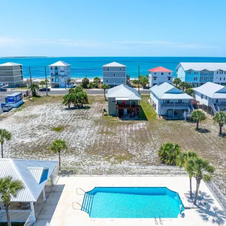The Shore House by Pristine Properties Vacation Rentals