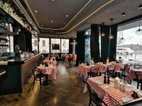 هوتل أمانو جراند سنترال Hotels near في كيه يو فوروم