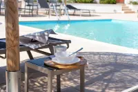 AeroHill Suites Near Athens Airport By SEM - Villas