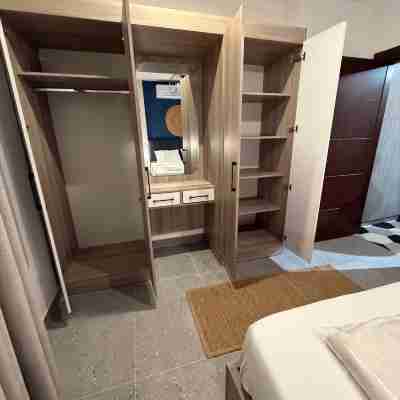 Jre Abdoun Rooftop 2Bedroom Kh&sh 02 Rooms