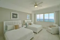 3BR Hemingway Retreat Juandolio Walktobeach GYM