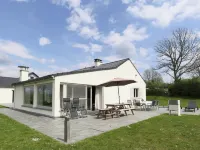 Vintage Villa with Private Garden in Rendeux Hotels in Rendeux