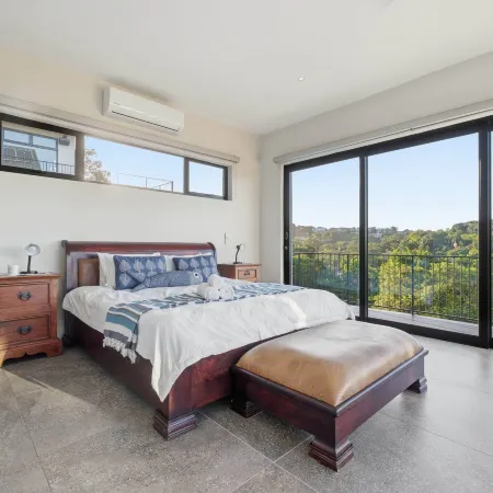 Coral House - Staynest Guesthouse